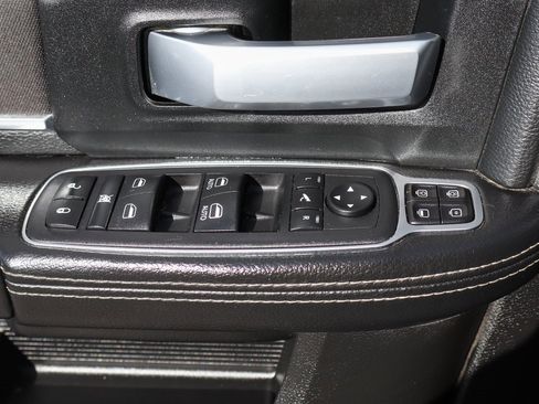 Used 2024 RAM 2500 Big Horn image 16