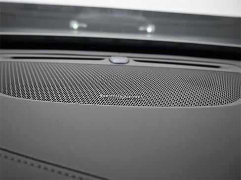 New 2026 Volvo XC90 B6 Ultra image 31