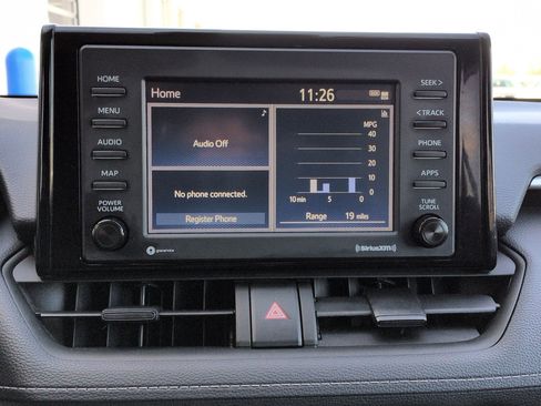 Used 2022 Toyota RAV4 LE image 16