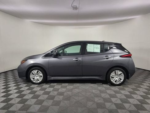 Used 2025 Nissan Leaf S FWD image 2