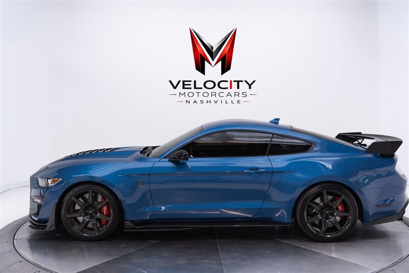 Used 2021 Ford Mustang Shelby GT500 w/ Carbon Fiber Track Pack RWD image 17