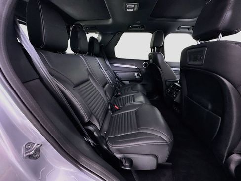 Used 2021 Land Rover Discovery S R-Dynamic AWD/4WD image 30