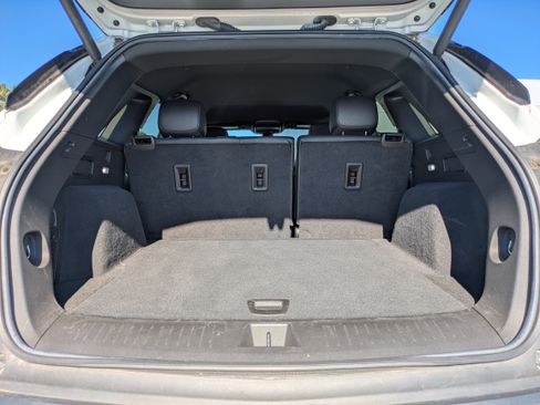 Used 2022 Cadillac XT5 Luxury image 7