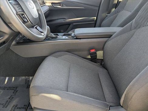 Used 2025 Toyota Camry LE FWD image 15