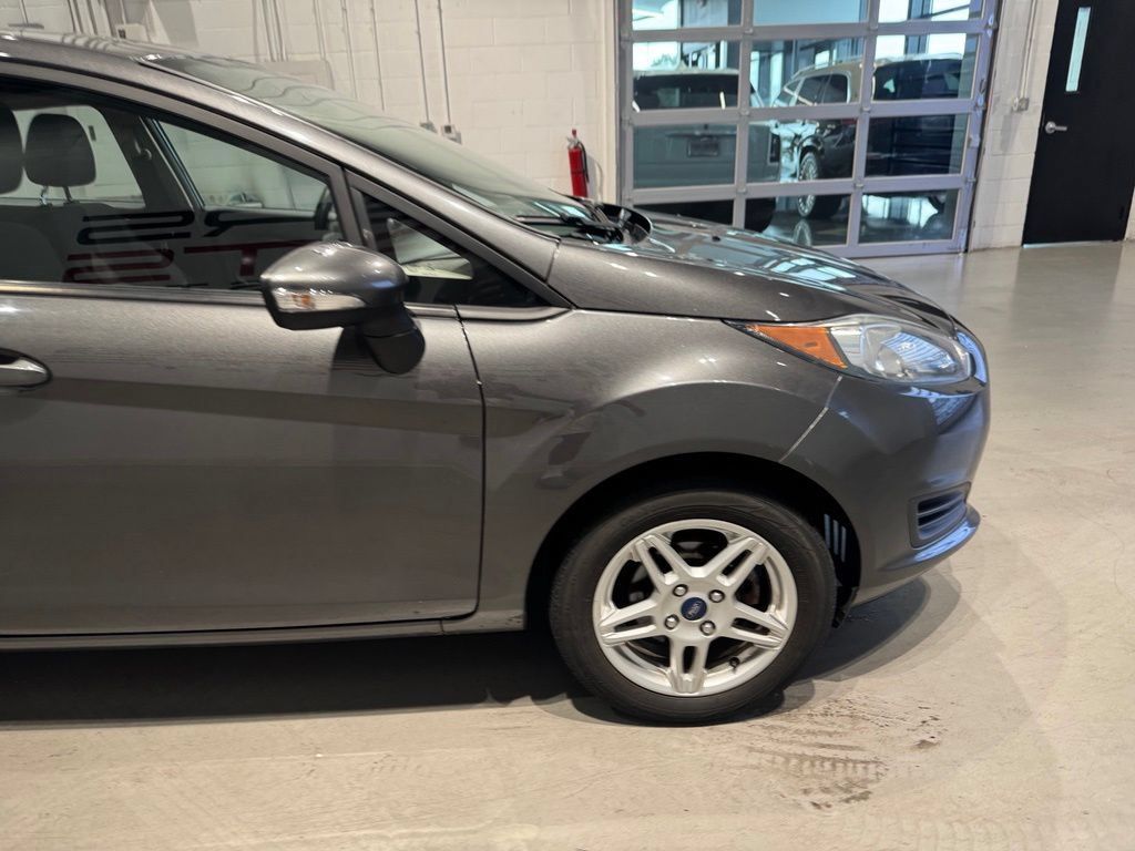 Used 2017 Ford Fiesta SE w/ Cold Weather Package FWD image 9