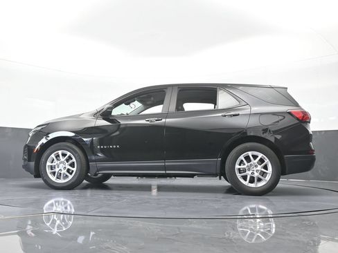 Used 2023 Chevrolet Equinox LS FWD image 53