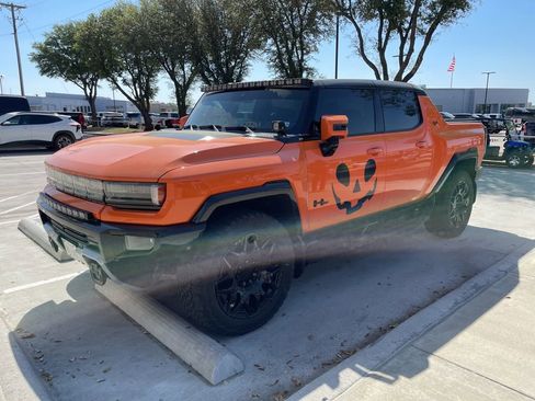 Used 2024 GMC Hummer EV 3X w/ LPO, Illumination Package image 1