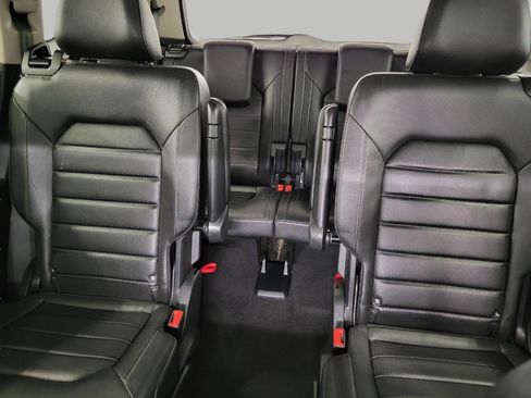 Used 2019 Volkswagen Atlas SEL AWD/4WD image 24