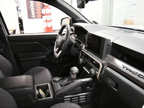 Used 2024 Toyota Tacoma SR5 image 27