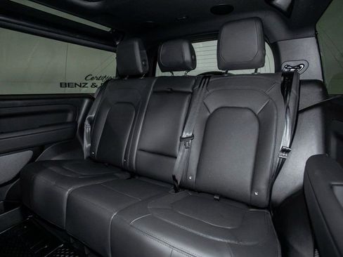 Used 2024 Land Rover Defender 90 Carpathian Edition image 15