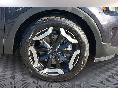 Used 2025 Kia Telluride S AWD/4WD image 10