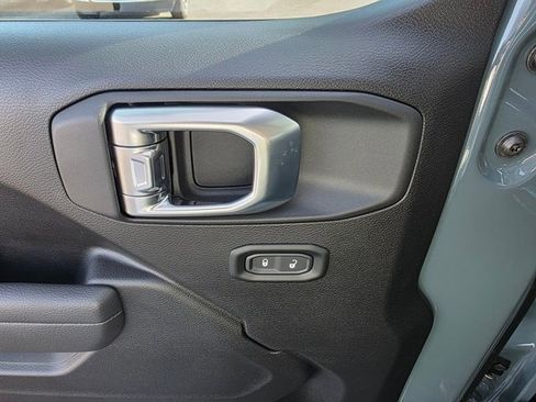 New 2026 Jeep Wrangler Unlimited Sport image 10