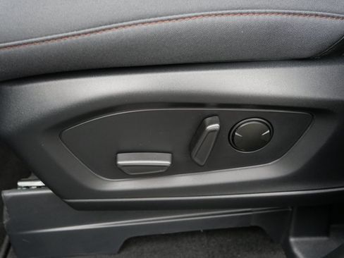 Used 2026 Ford Explorer Active AWD/4WD image 13