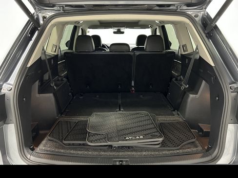 Used 2023 Volkswagen Atlas SEL R-Line AWD/4WD image 37