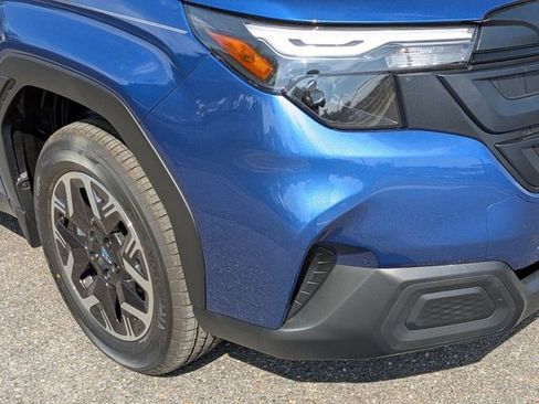 New 2026 Subaru Forester AWD/4WD image 3