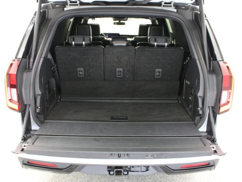 Used 2025 Ford Expedition Tremor AWD/4WD image 35