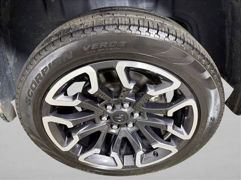 Used 2025 RAM 1500 Limited AWD/4WD image 21