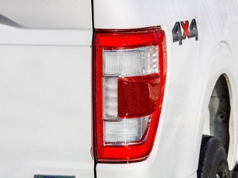 Used 2022 Ford F150 Lariat w/ Trailer Tow Package image 10