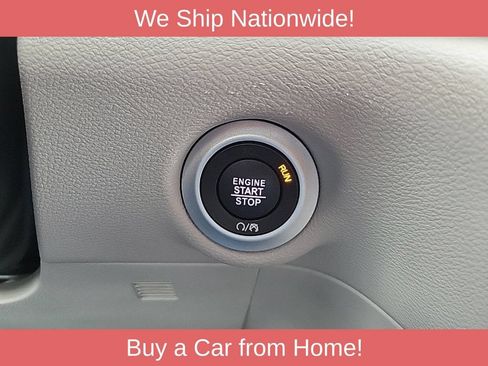 Used 2024 Chrysler Pacifica Touring-L FWD image 22