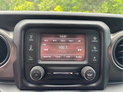 Used 2021 Jeep Wrangler Unlimited Willys AWD/4WD image 22