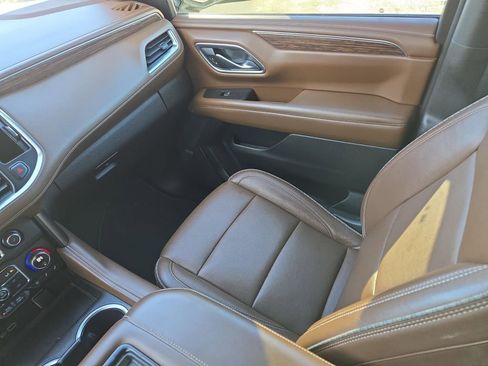 Used 2021 Chevrolet Tahoe High Country image 21