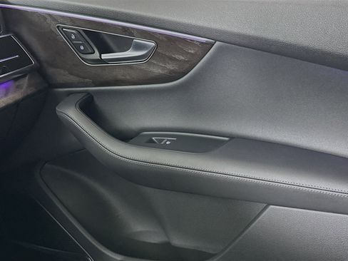 Used 2023 Audi Q7 3.0T Premium Plus image 17