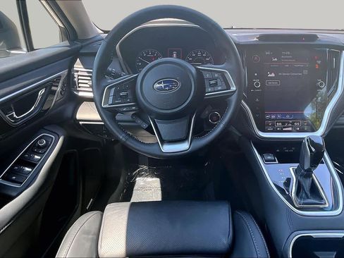Used 2022 Subaru Outback Limited AWD/4WD image 6
