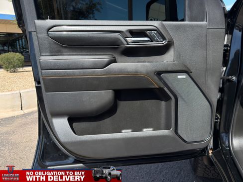 Used 2024 GMC Sierra 2500 AT4 w/ AT4 Premium Plus Package image 15