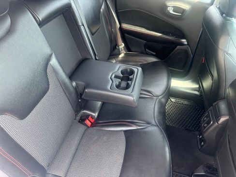 Used 2021 Jeep Compass Trailhawk AWD/4WD image 45
