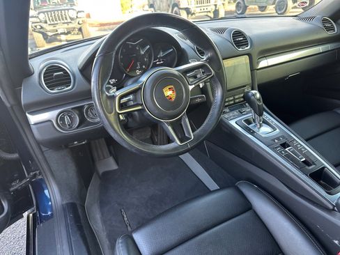 Used 2019 Porsche 718 Boxster image 15