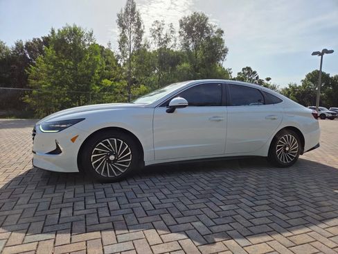 Used 2023 Hyundai Sonata Limited FWD image 3