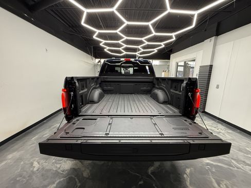 Used 2024 Ford F150 Lariat w/ Equipment Group 502A High image 27