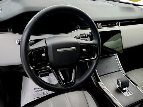 Used 2024 Land Rover Range Rover Evoque Dynamic SE AWD/4WD image 23