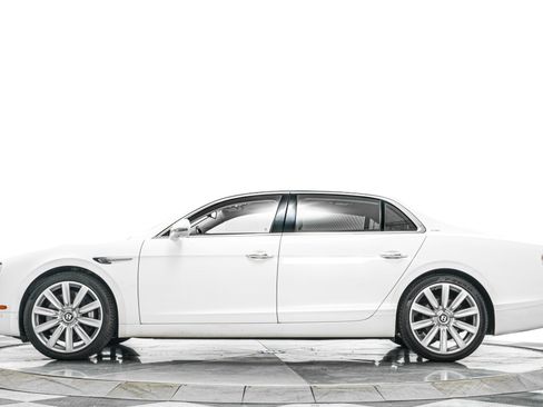 Used 2017 Bentley Flying Spur W12 AWD/4WD image 6