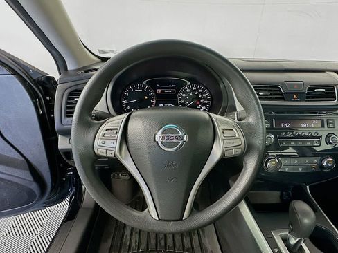 Used 2015 Nissan Altima 2.5 S w/ Sport Value Package image 11