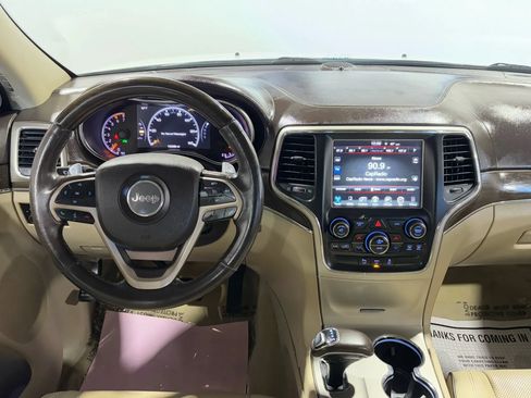 Used 2014 Jeep Grand Cherokee Overland AWD/4WD image 12
