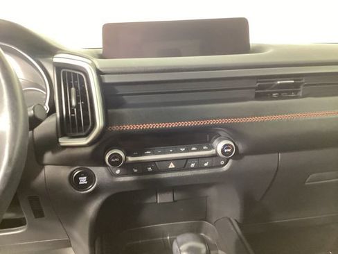 Used 2025 MAZDA CX-50 AWD 2.5 Turbo w/ Weather Package image 17