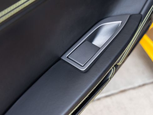 Used 2015 Ferrari 458 Spider RWD image 33