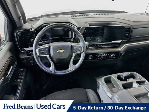 Used 2023 Chevrolet Silverado 1500 LT AWD/4WD image 28