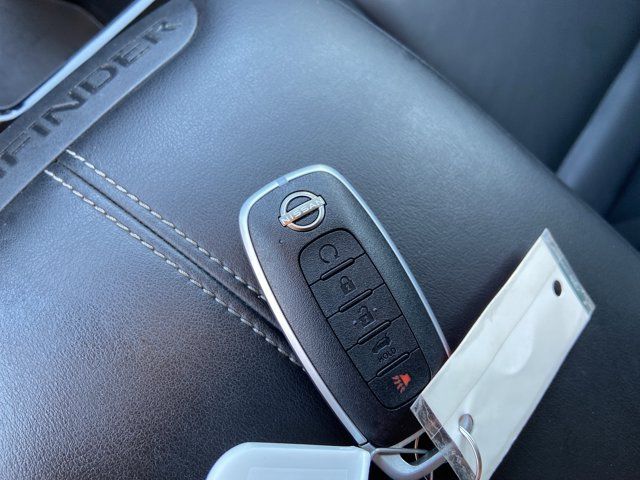 Used 2024 Nissan Pathfinder SL w/ SL Premium Package FWD image 44
