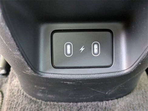 Used 2025 Hyundai Elantra Sport image 25