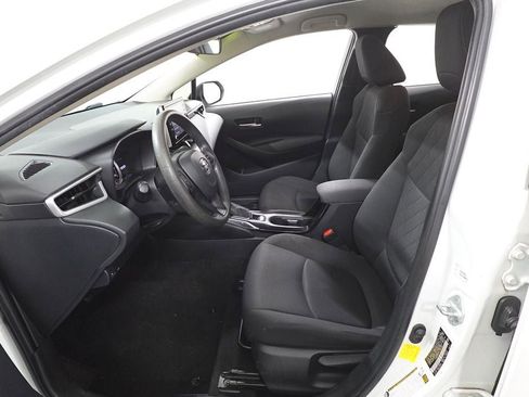 Used 2020 Toyota Corolla LE image 9