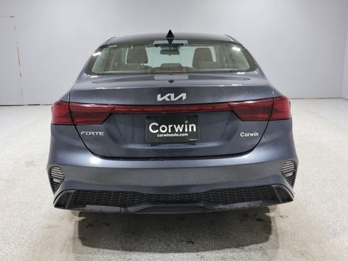 Used 2024 Kia Forte LXS image 3