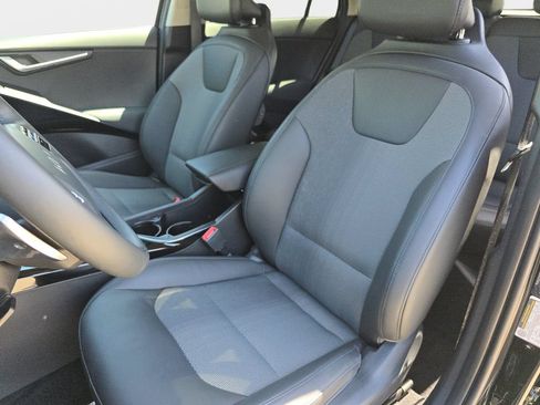 Used 2023 Kia Niro EX FWD image 18