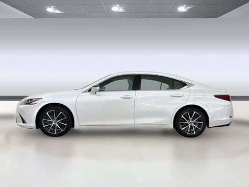 Certified 2024 Lexus ES 350 w/ Premium Package FWD image 2