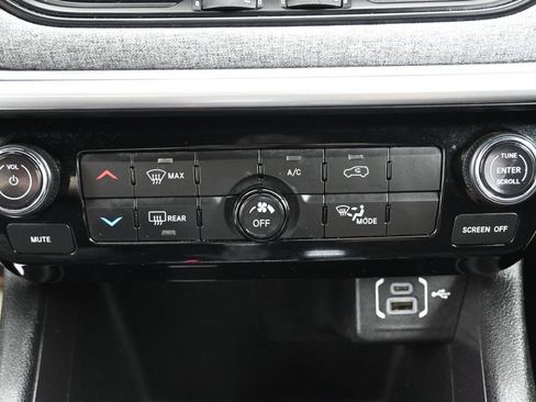 Used 2023 Jeep Compass Sport AWD/4WD image 30