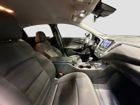 Used 2024 Chevrolet Malibu LT image 27