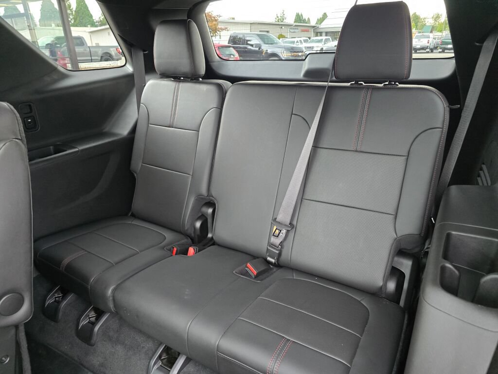 Used 2022 Chevrolet Traverse RS AWD/4WD image 20