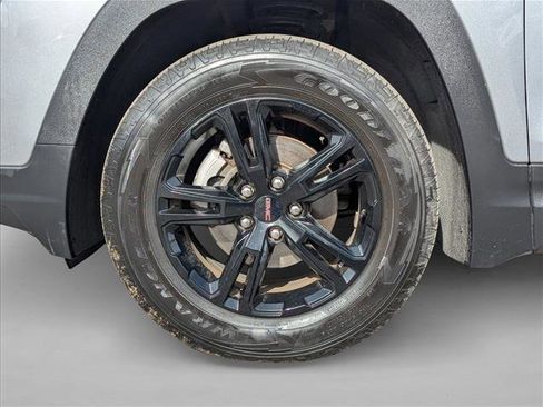 Used 2023 GMC Terrain AT4 image 23