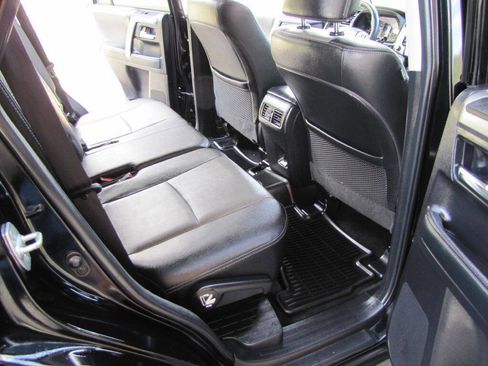 Used 2021 Toyota 4Runner SR5 Premium w/ Moonroof Package image 22